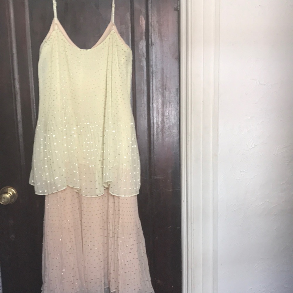 2. New yellow and pale drink dress.